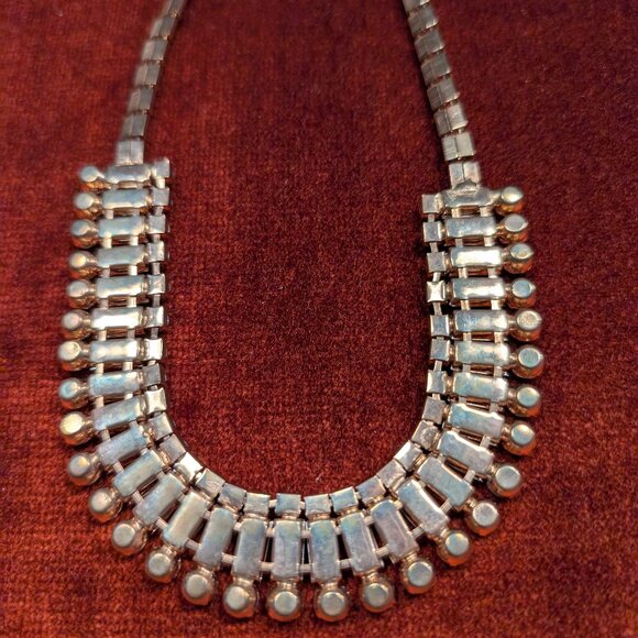 White Austrian Crystal and Simulated White Stone Necklace - Picture 3 of 5